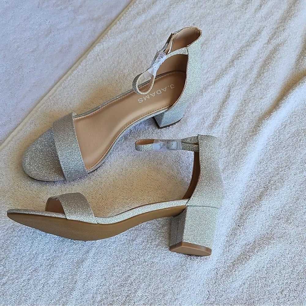 J. Adams Silver Glitter Synthetic Strappy‎ Ankle Strap Open Toe Buckle Size 8